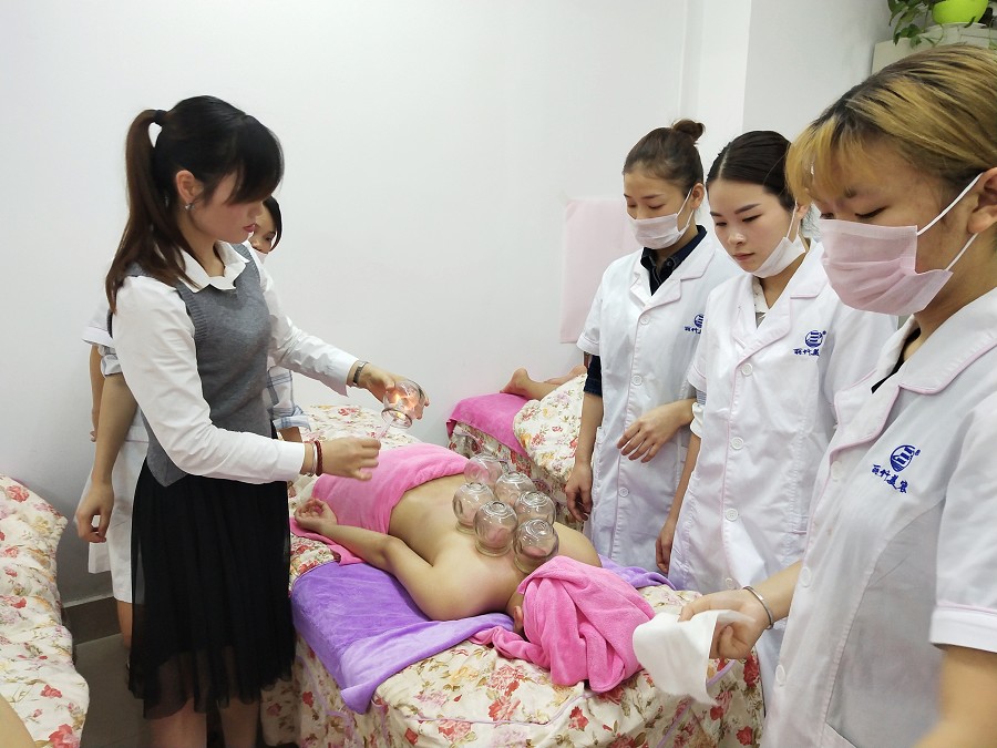 南寧美容師拔罐教學(xué)培訓(xùn)，你了解拔罐嗎