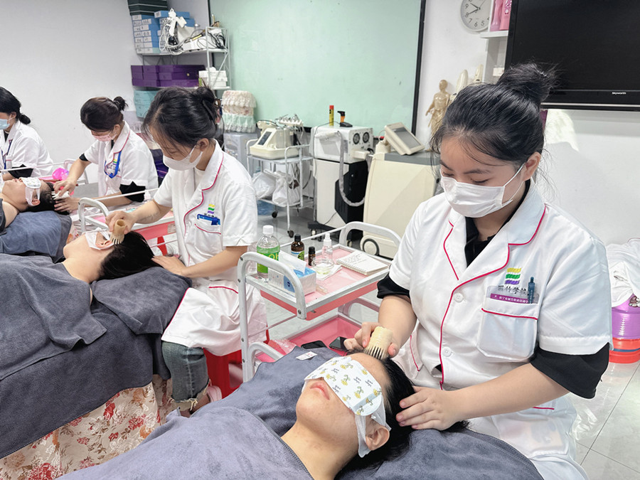 疏通經(jīng)絡(luò ).JPG